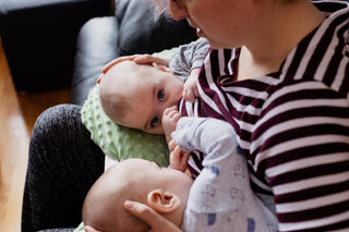 7 Must-Have Items for Breastfeeding Moms